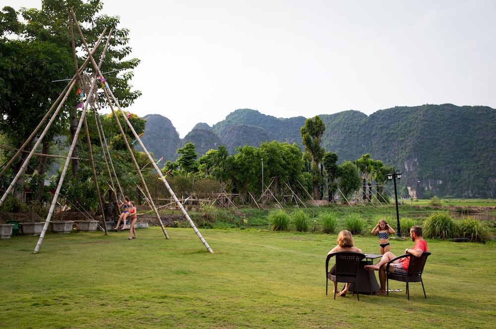 Ninh Binh Hidden Charm Hotel Resort 57/67