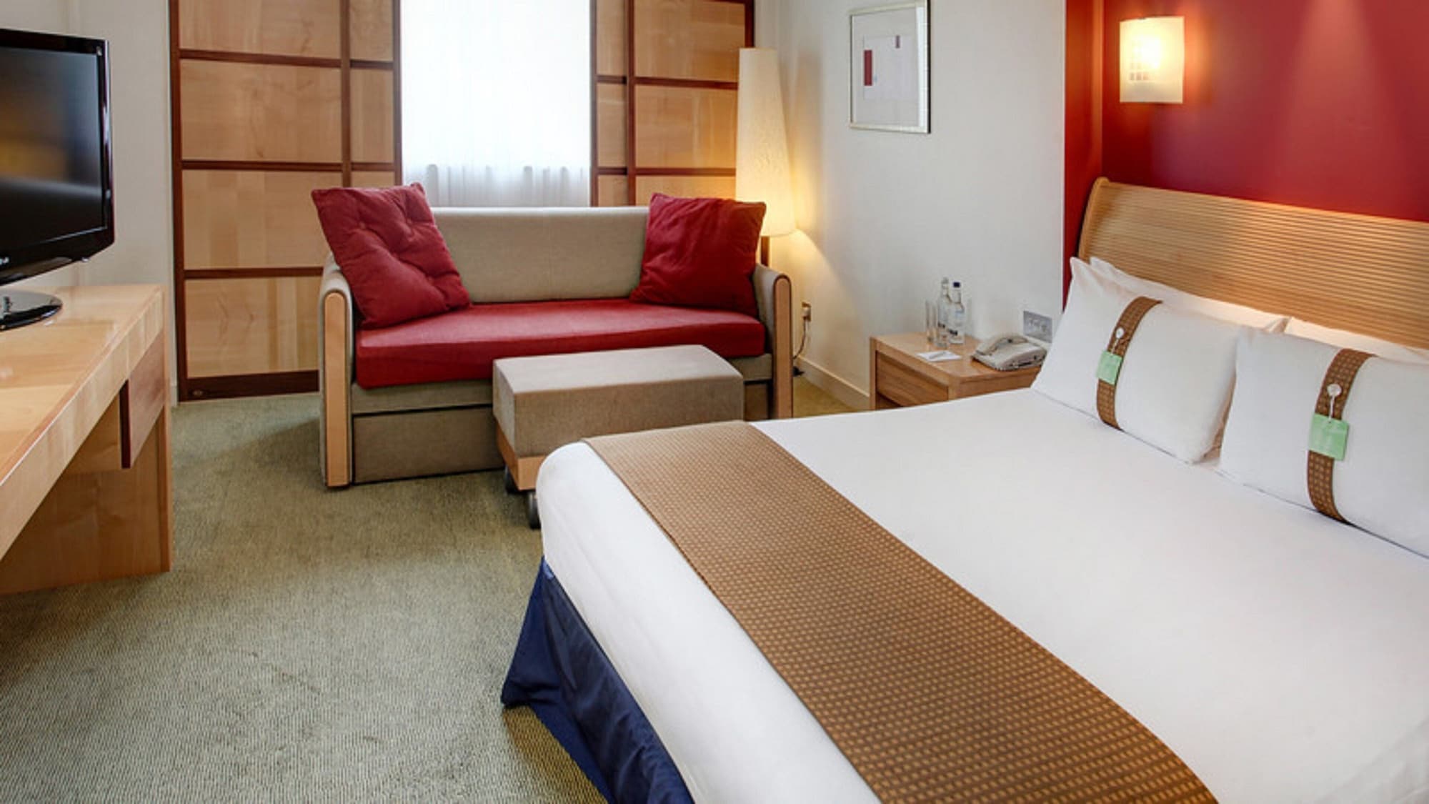 Suite, King Bed, Sofa