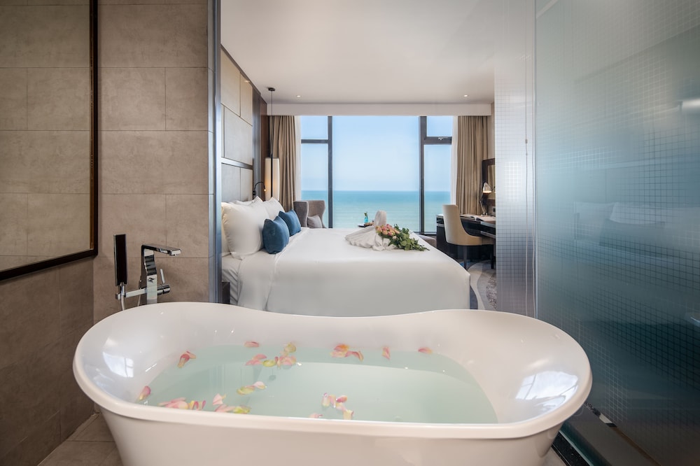 Minh Toan Safi Ocean Hotel 68/72