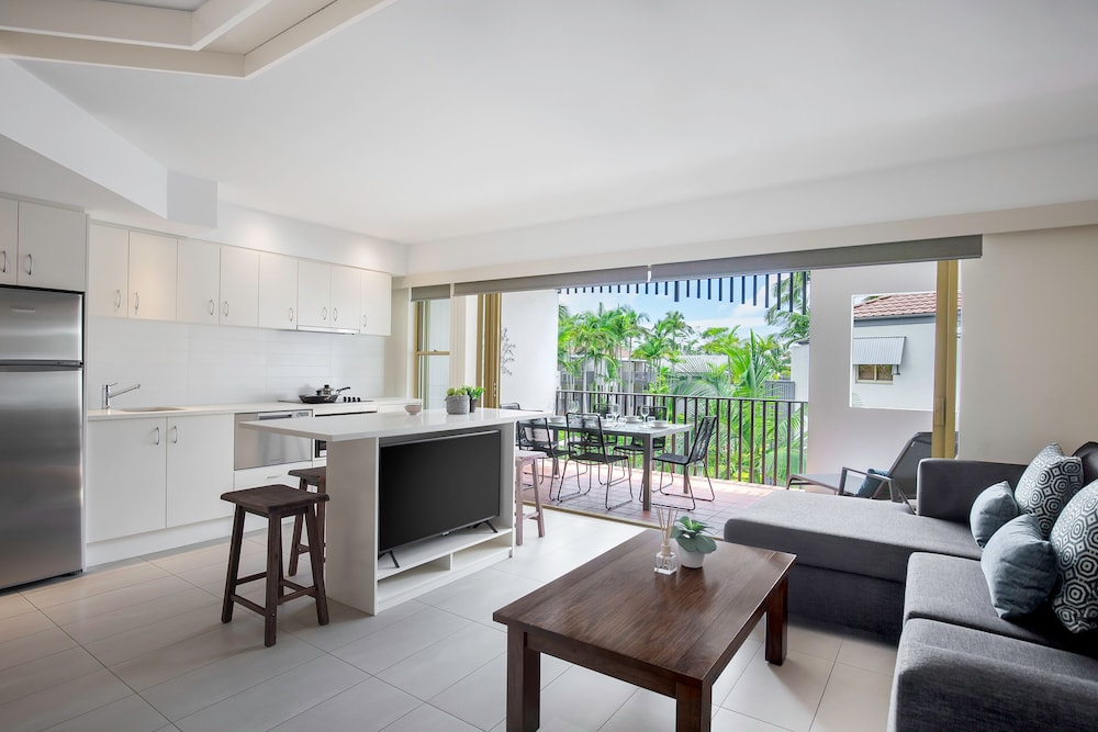 Mantra French Quarter Noosa 44/71