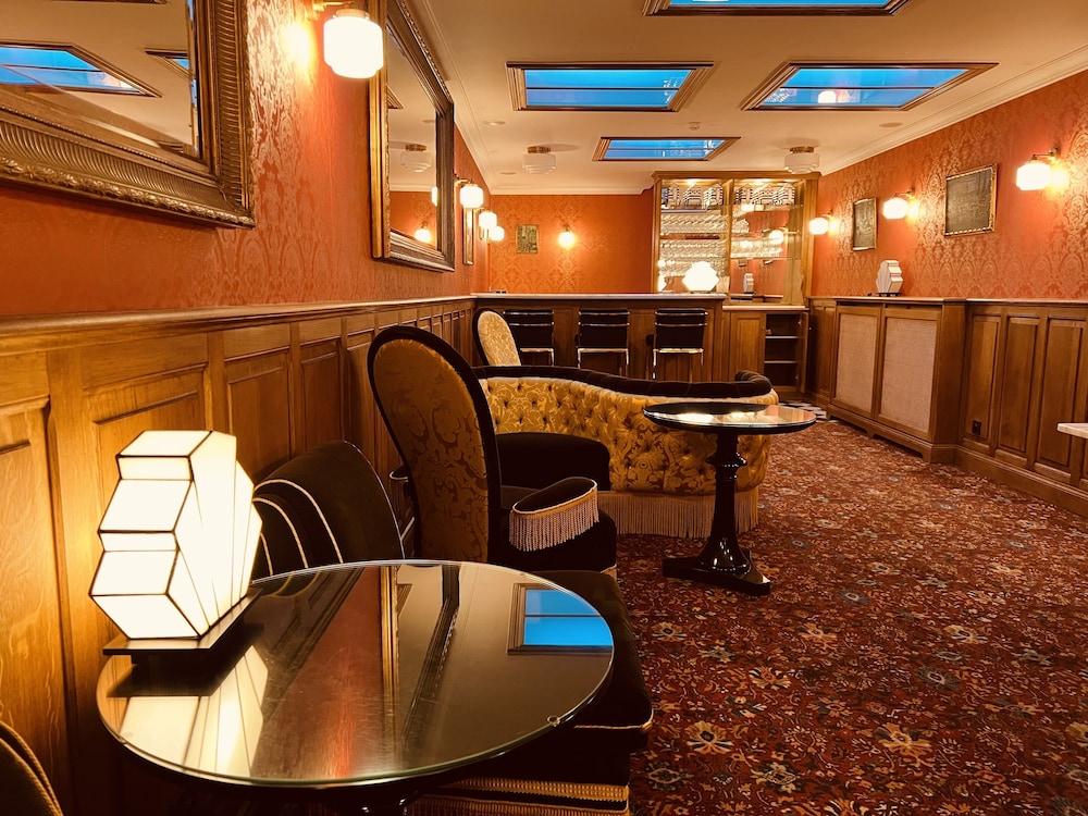 Gatsby Hotel 21/50