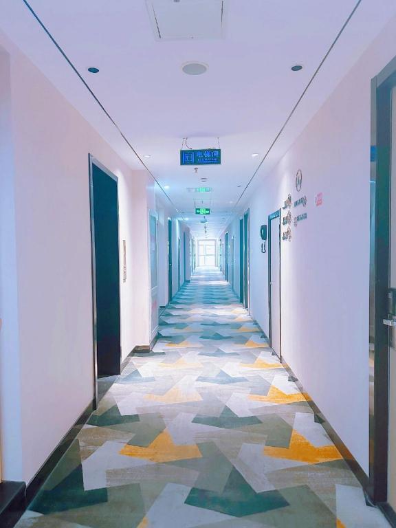 Starway Hotel (Beijing New China International Exhibition Center Airport Industrial Park) 12/48