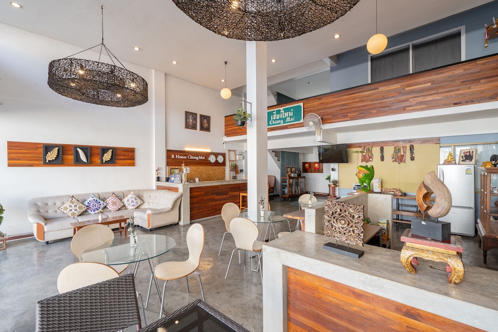 B House Chiangmai Hotel 35/50