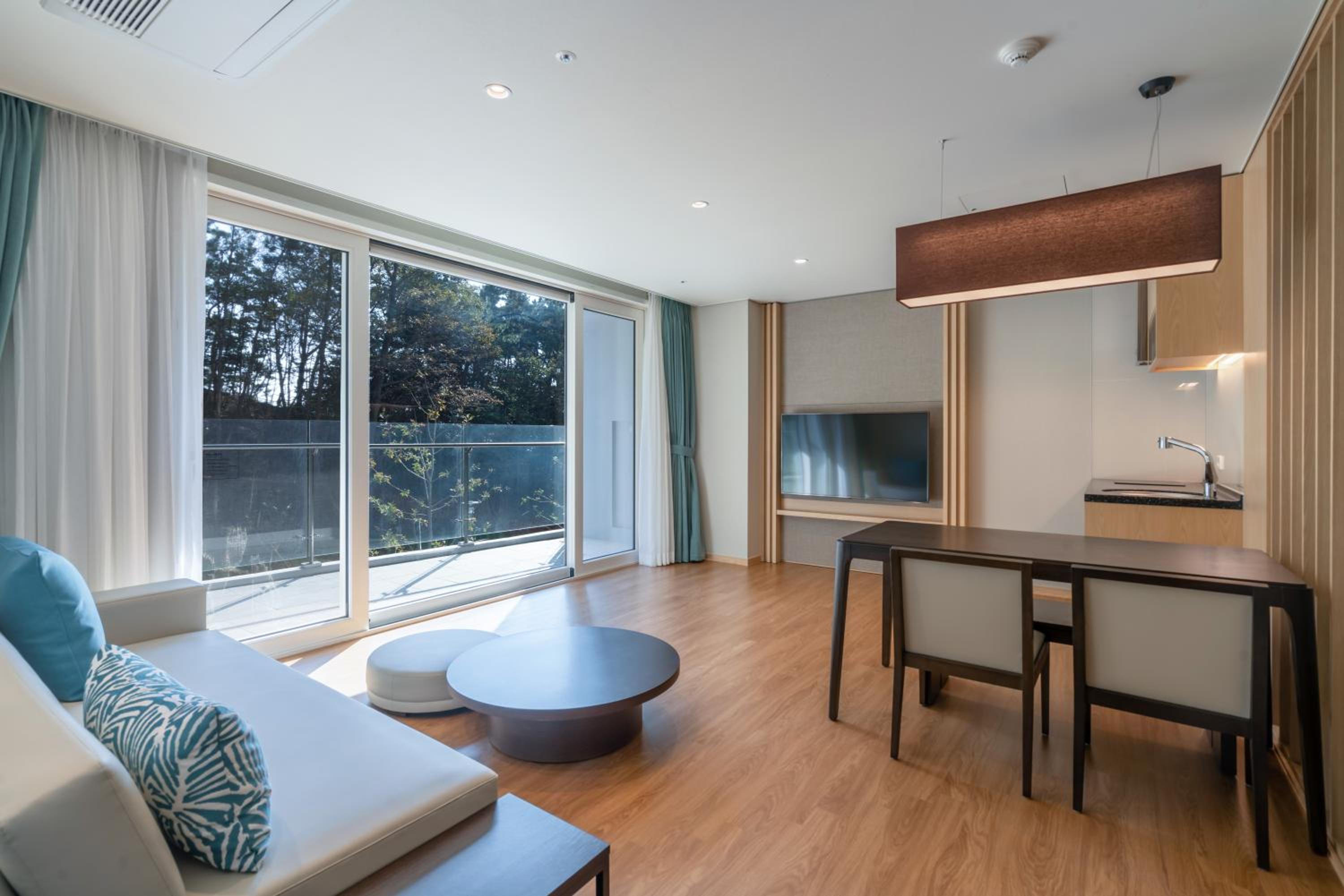 Hanwha Resort Geoje Belvedere 35/45