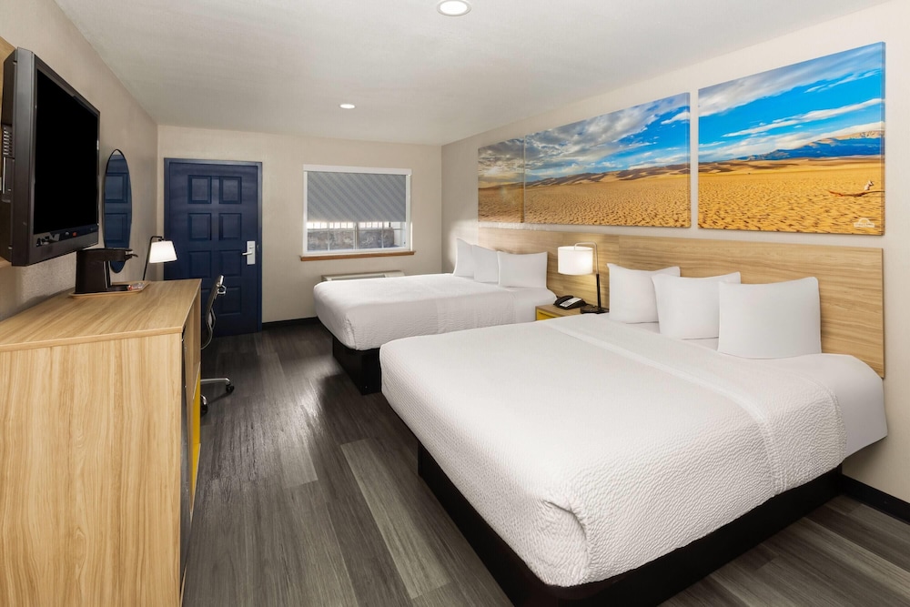 Days Inn By Wyndham El Paso West 12/50
