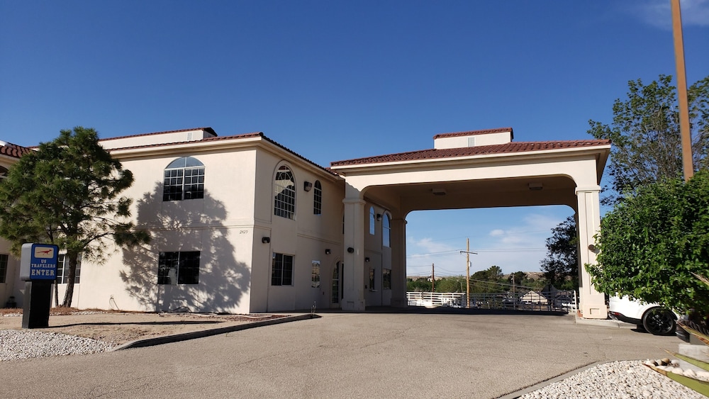 Travelodge by Wyndham Carlsbad NM 1/41