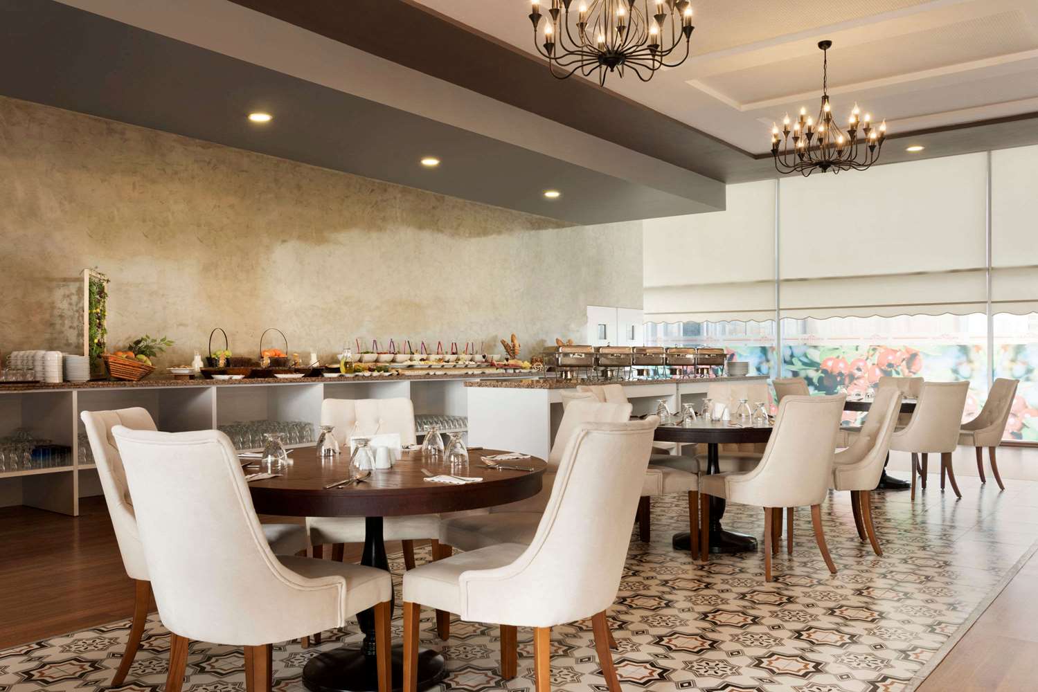 Hawthorn Suites By Wyndham Cerkezkoy 27/44