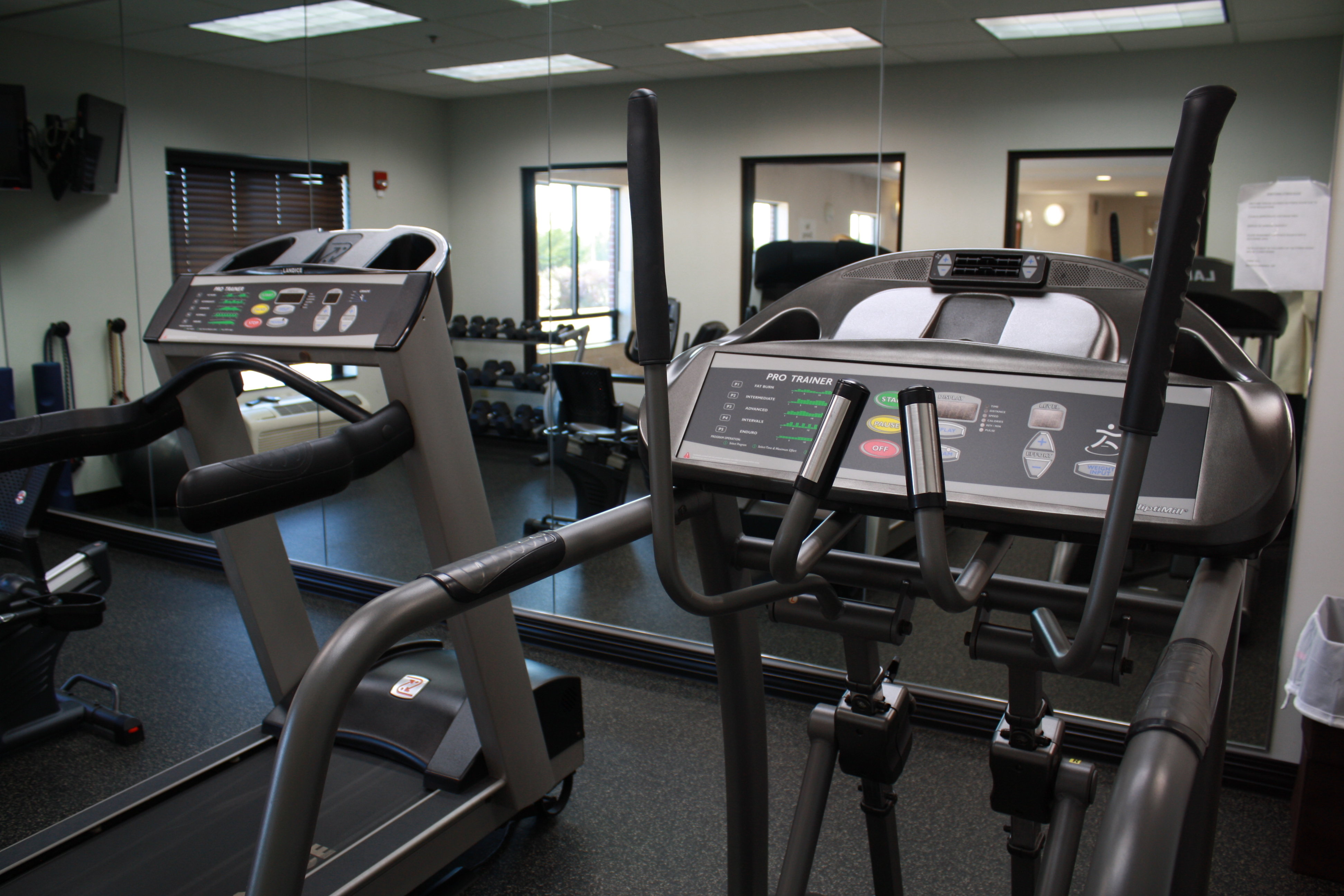 Holiday Inn Express Hotel And Suites Morton Peoria Area 43/70