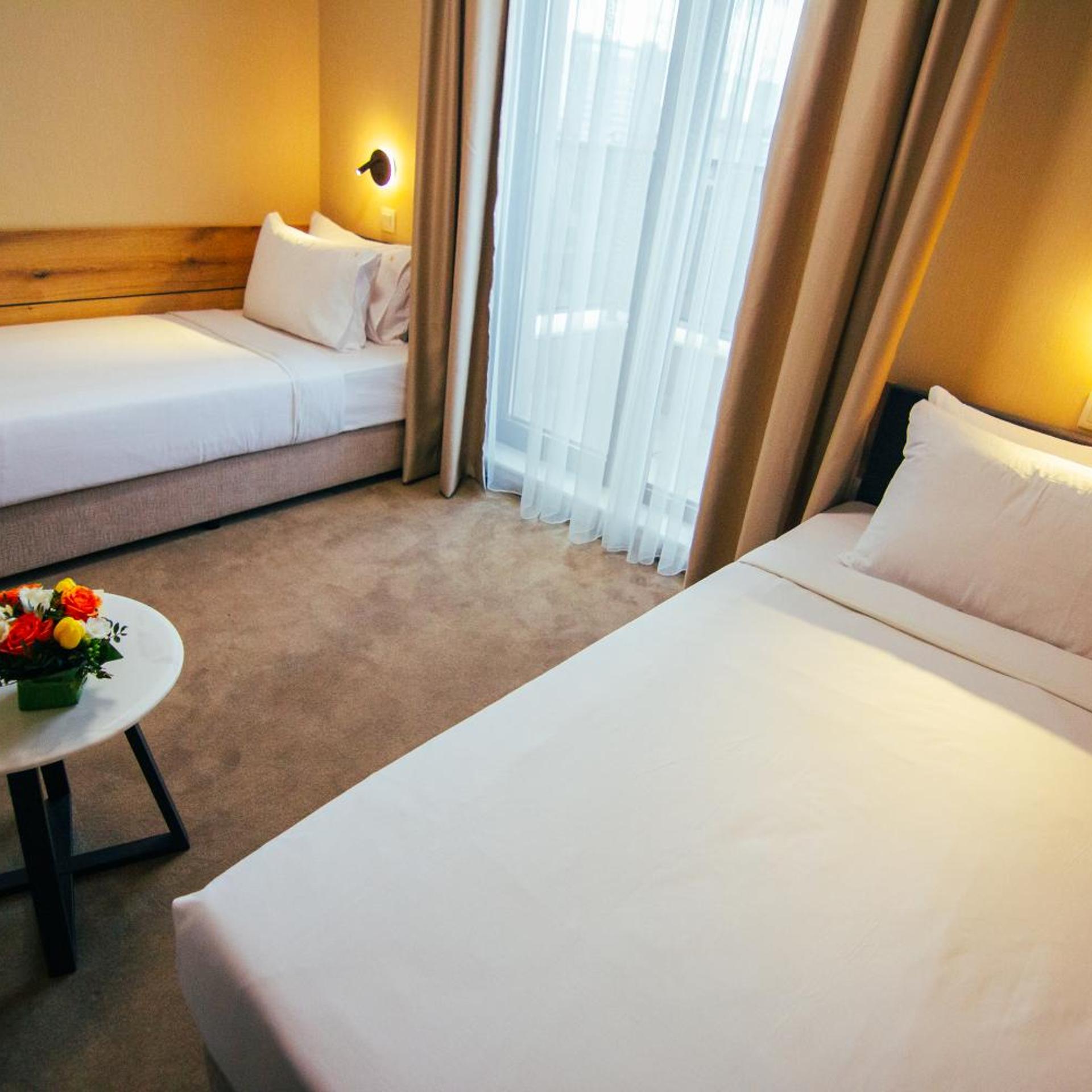 Hotel Via Serdika 20/50