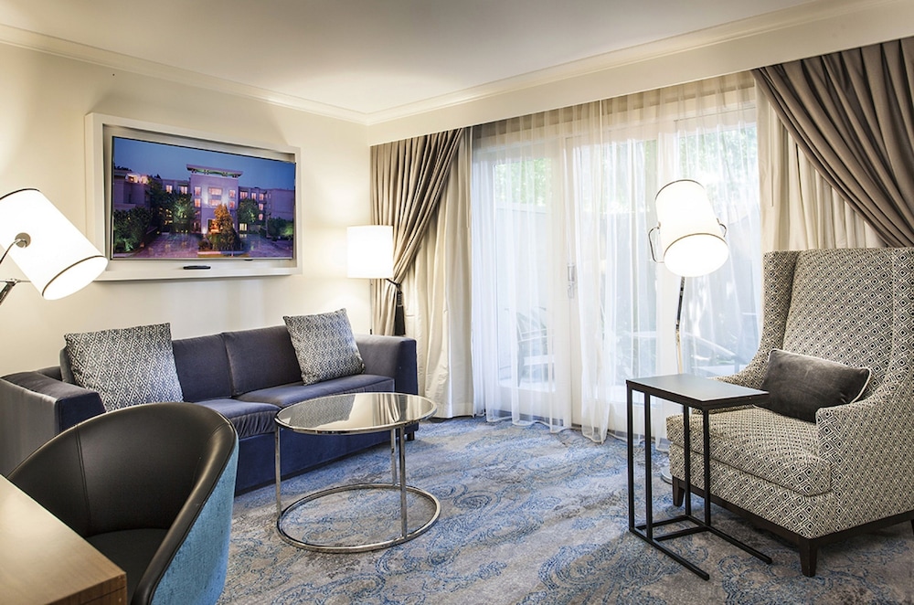 Hotel Amarano Burbank 35/65