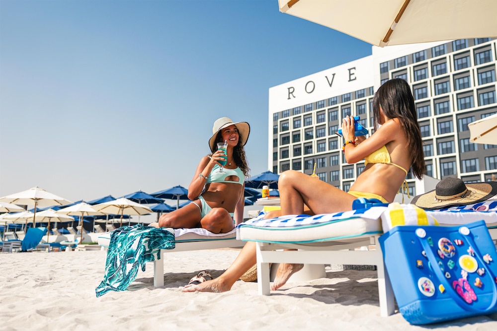 Rove Al Marjan Island 32/39