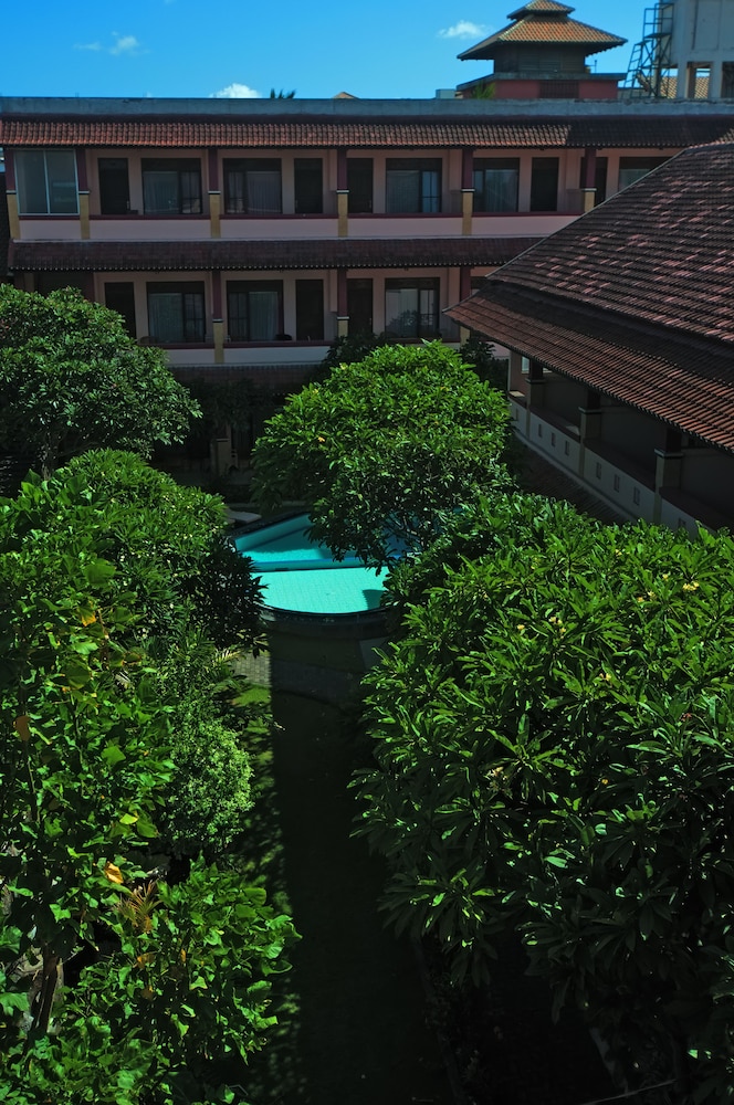 Pesona Beach Inn 38/45