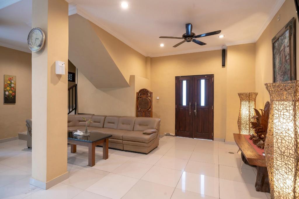 Capital O Dante Guesthouse Bali 30/50