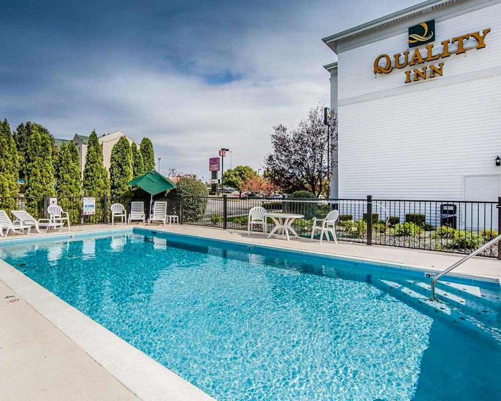 Quality Inn Richmond, KY 2/40