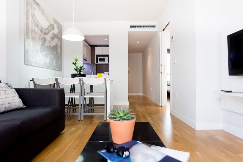 Mon Suites Catedral 41/61
