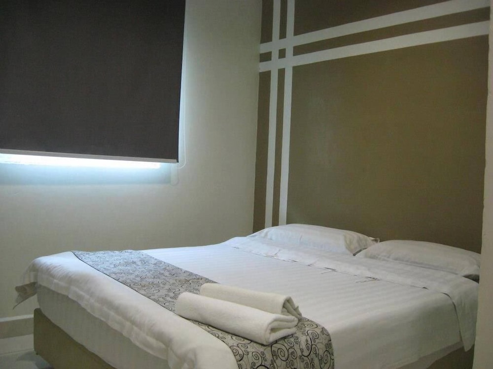 Hii-5 Hotel 8/19