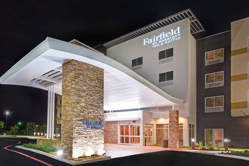 Fairfield Inn & Suites By Marriott Houston Nasa/Webster 5/43