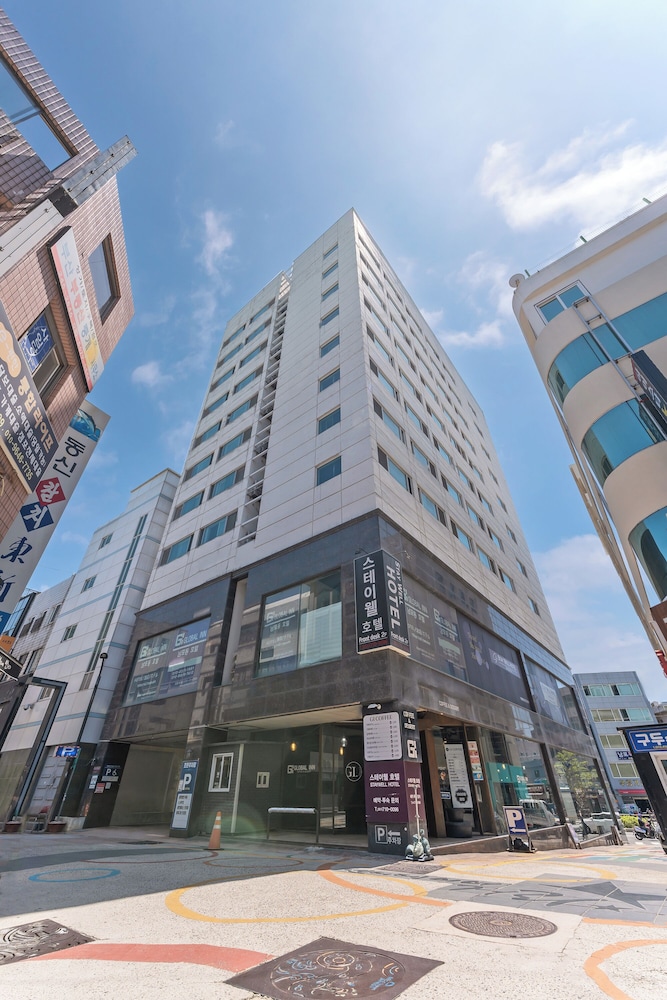 Staywell Hotel 48/50
