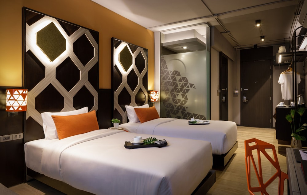 Ae Lana Chiang Mai Eclectic 26/64