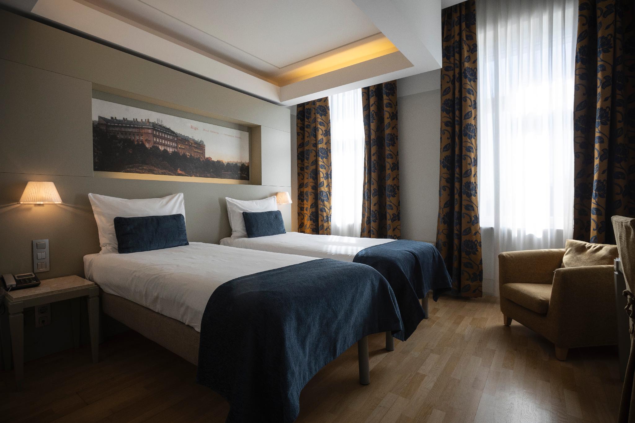 Room, Twin Beds