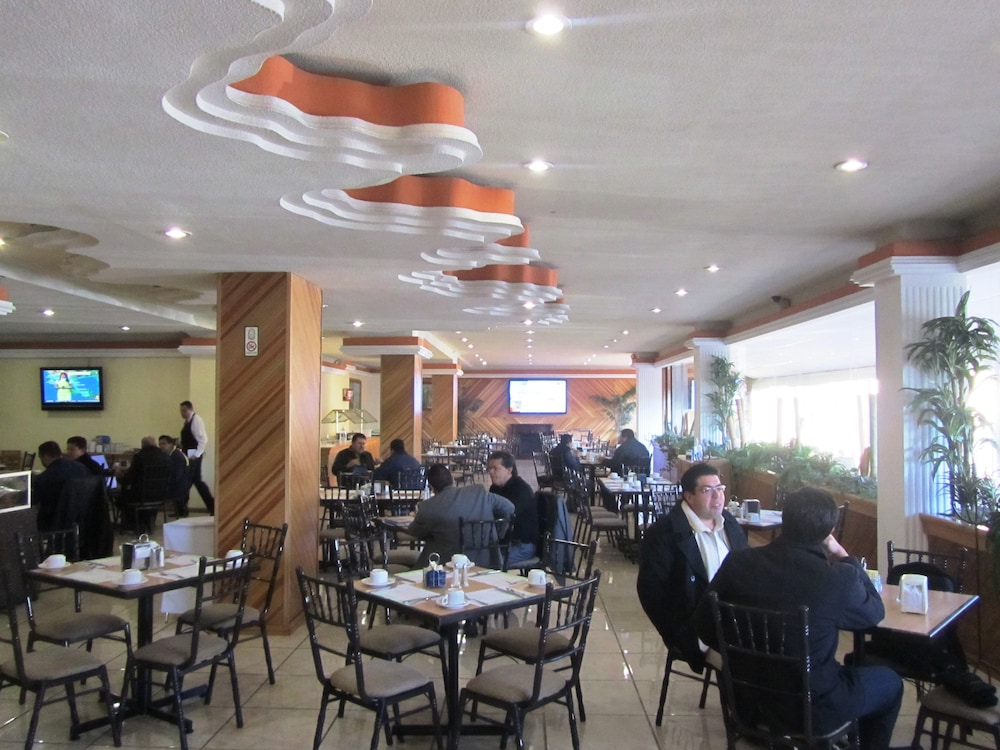Hotel Don Miguel 57/72