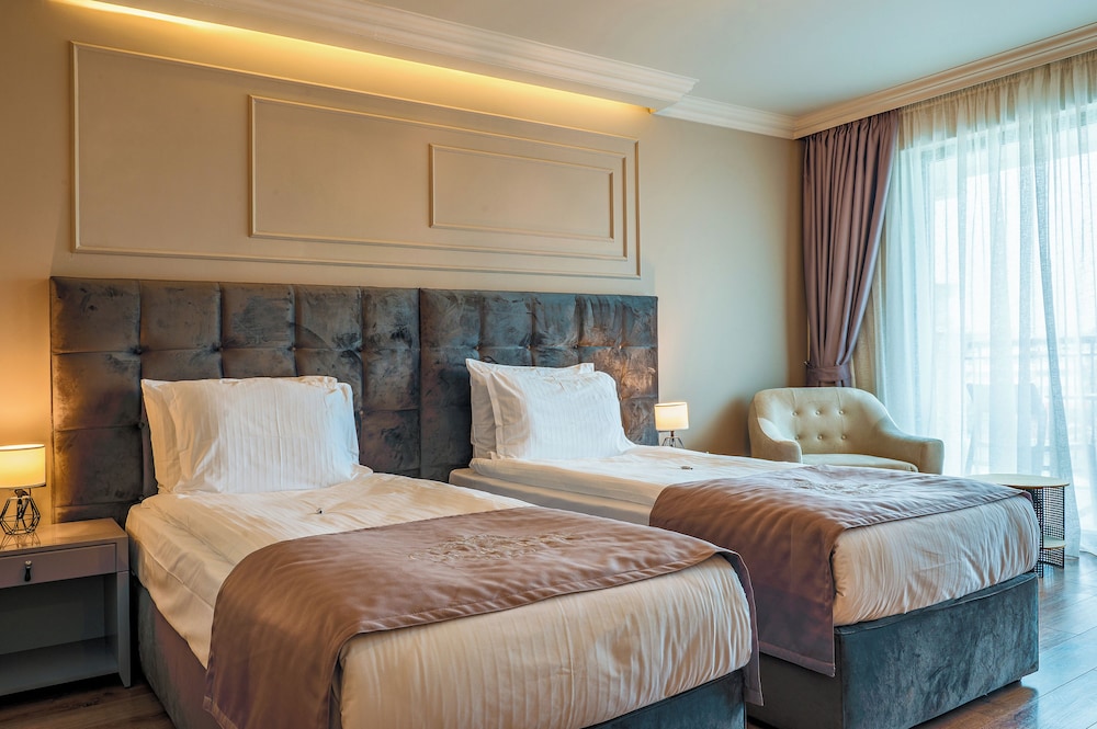 Casa di Fiore SPA and Medical Hotel 16/50