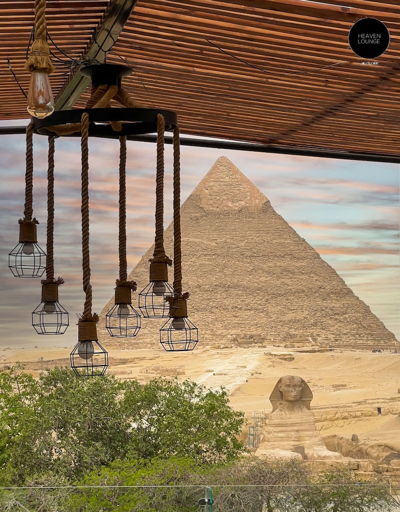 Giza Pyramids View Inn 45/50