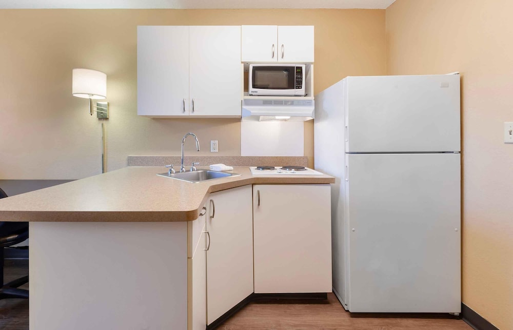 Extended Stay America Appleton - Fox Cities 49/51