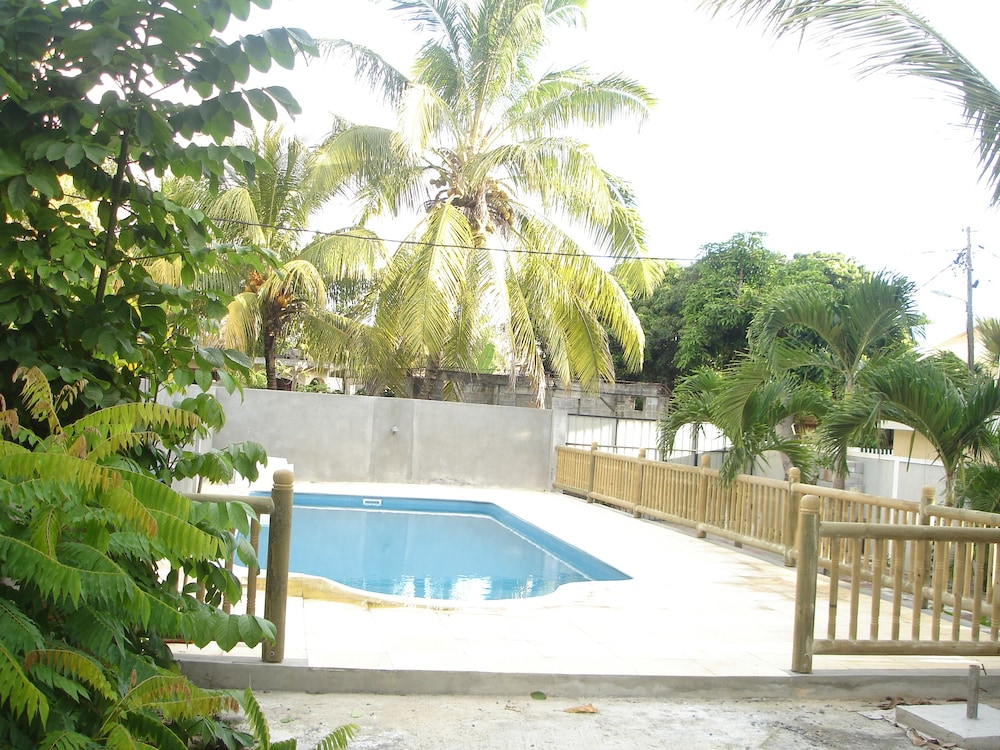 Oceanic Villa 7/63