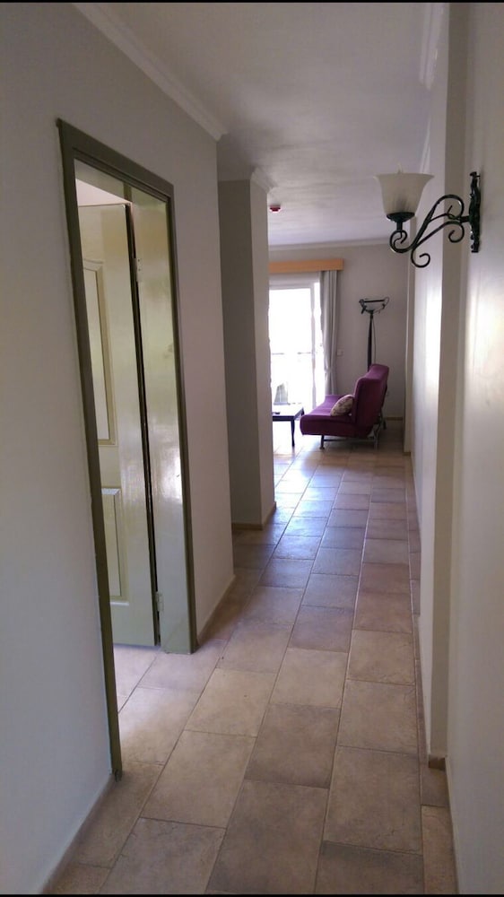 Es Apartment Turunc 10/29