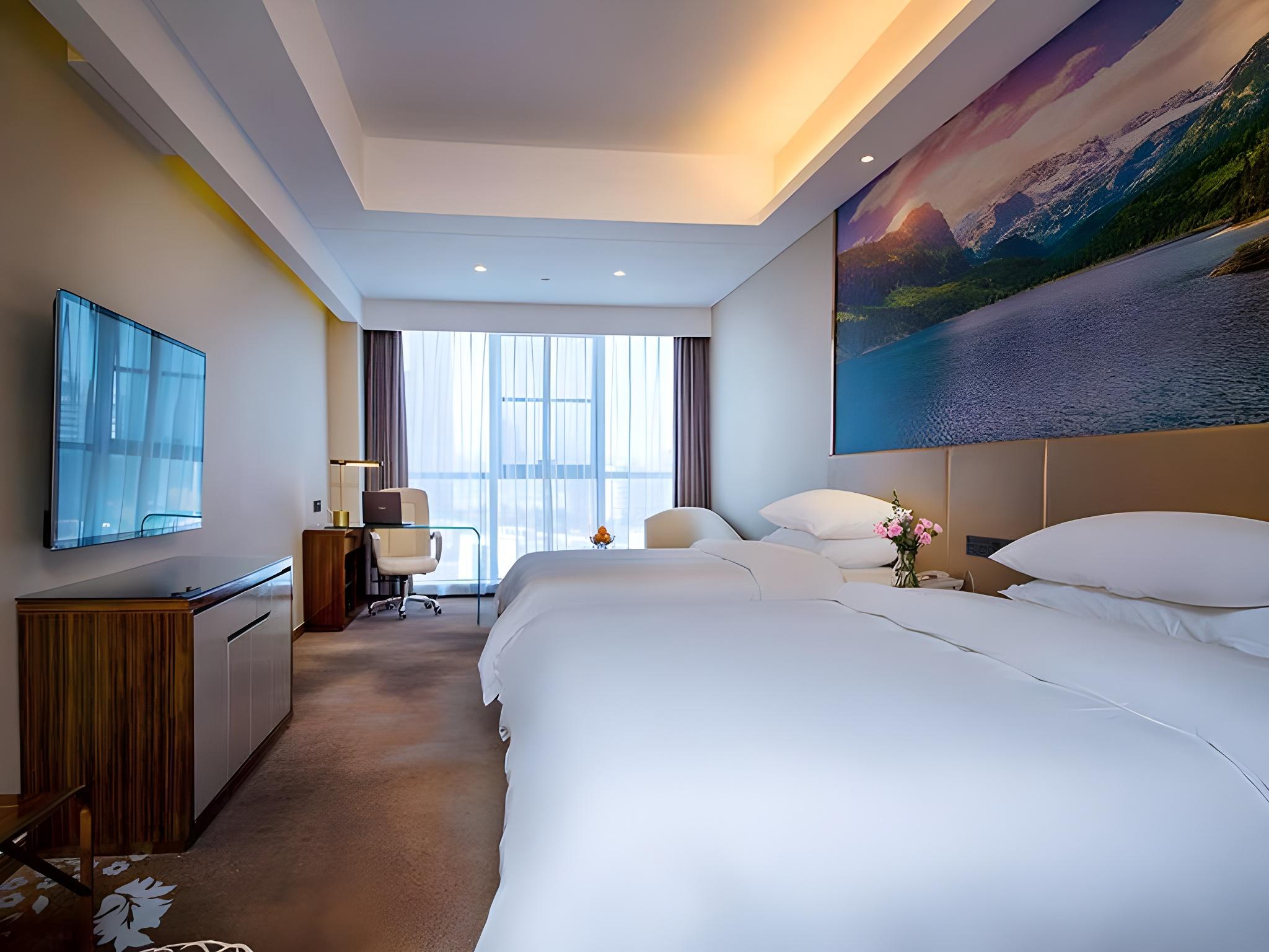 Vienna International Hotel (Wuhan Workers' Culture Palace Jiyuqiao Metro Station) 7/18