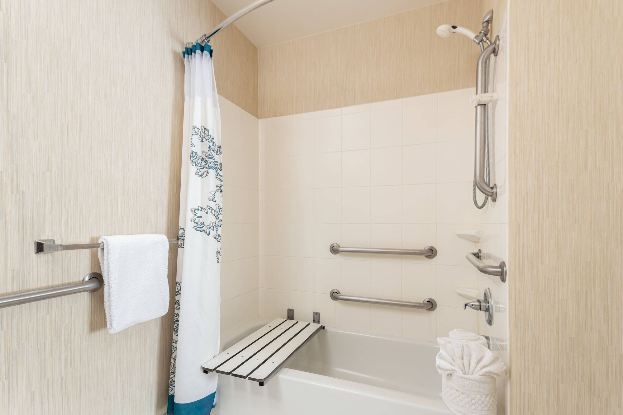 جناح بسرير كوين بغرفة نوم واحدة مع أريكة، Residence Inn Manassas Battlefield Park 5/5