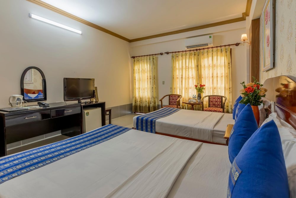 Palmira Resort 24/50