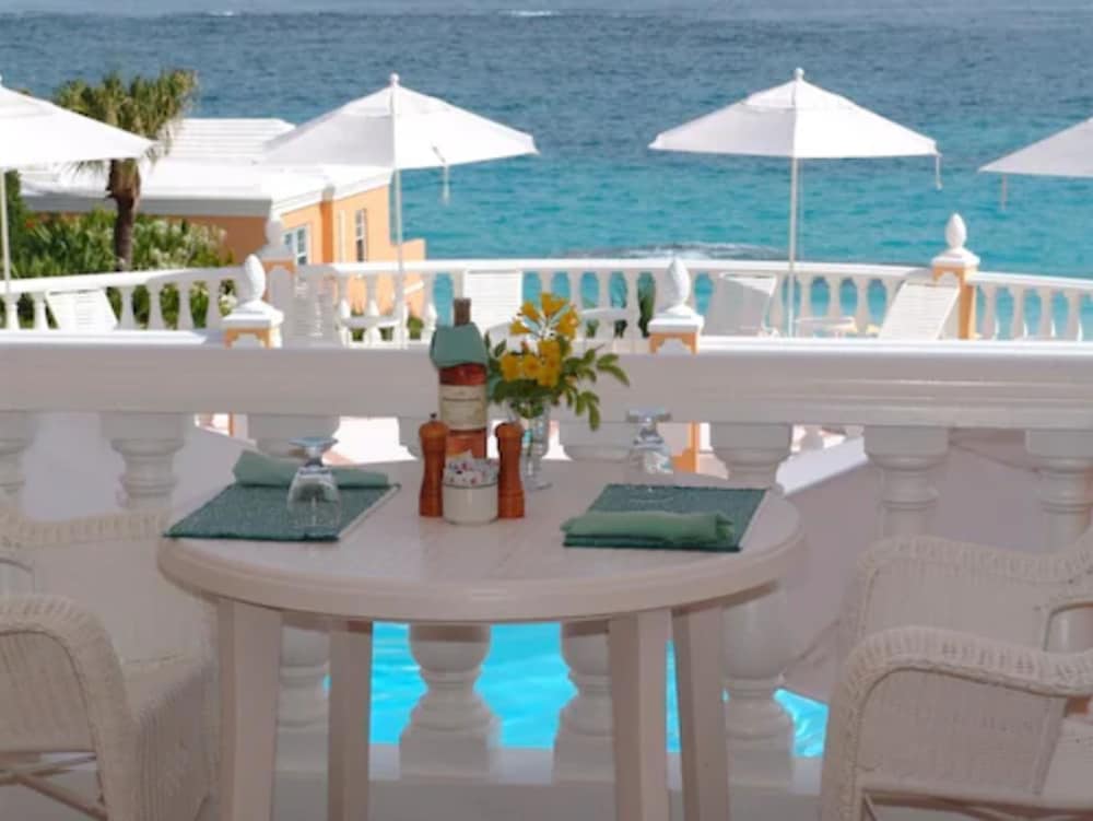 Coco Reef Bermuda 42/62