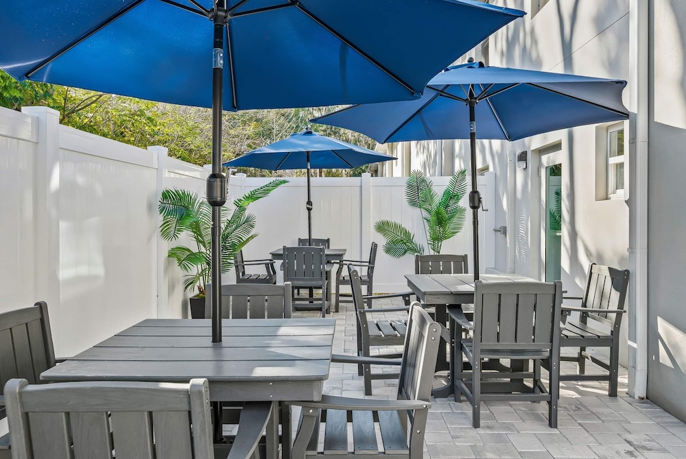 Baymont by Wyndham Ocala Suites 46/60