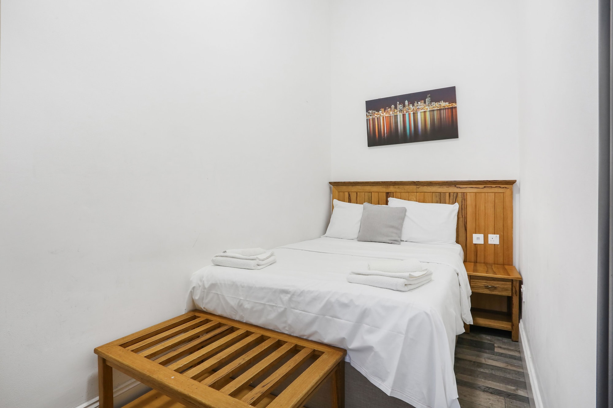 1 BEDROOM, APARTMENT, DOUBLE BED, SOFA