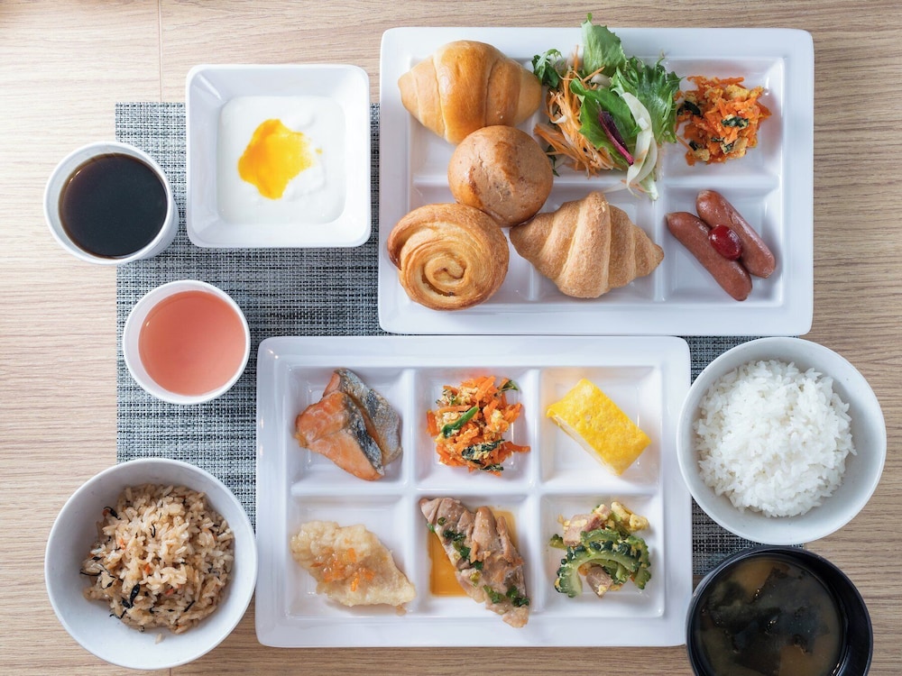 Super Hotel Naha Shintoshin 45/50