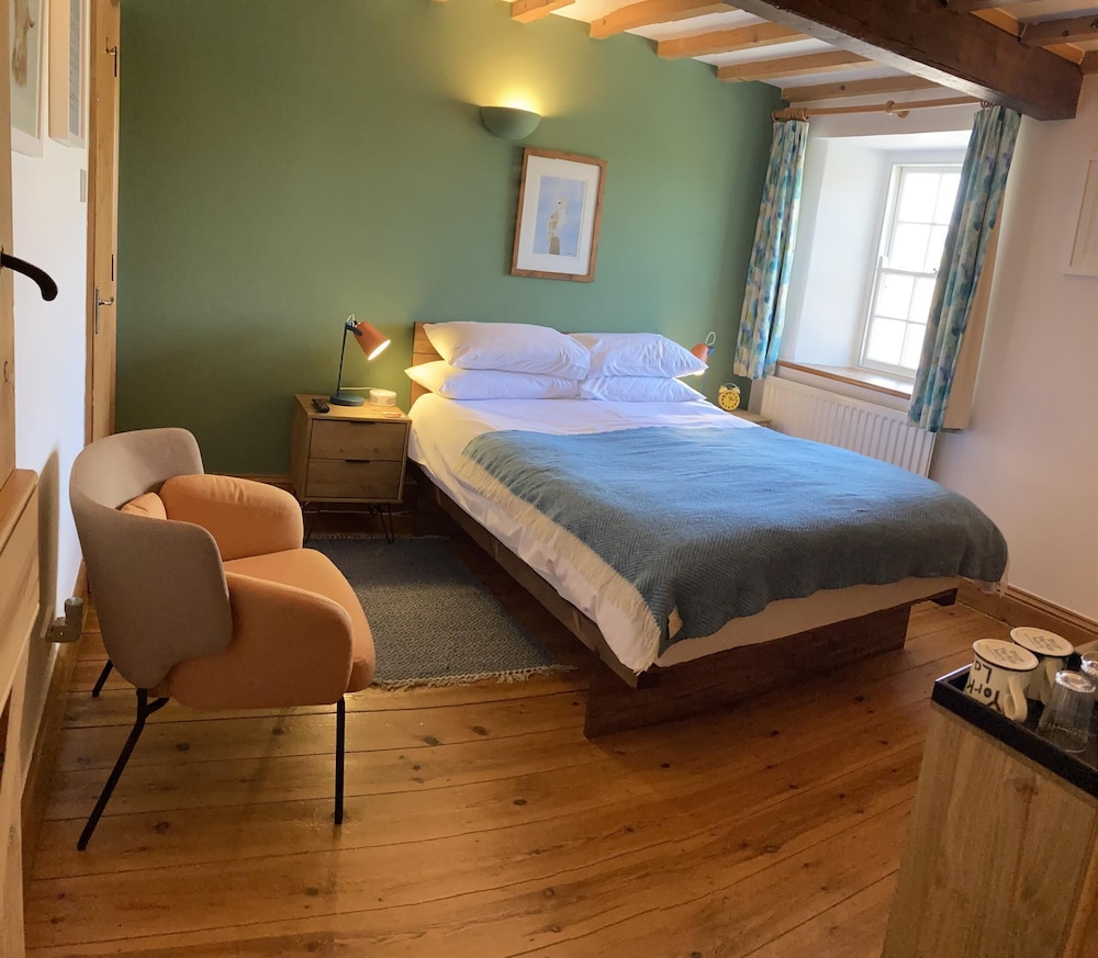 Riverside Bed &amp; Breakfast 3/46