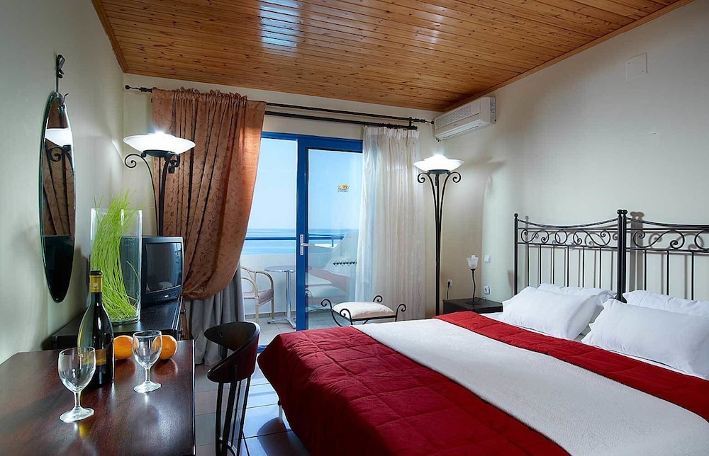 Sunrise Beach Resort 7/36