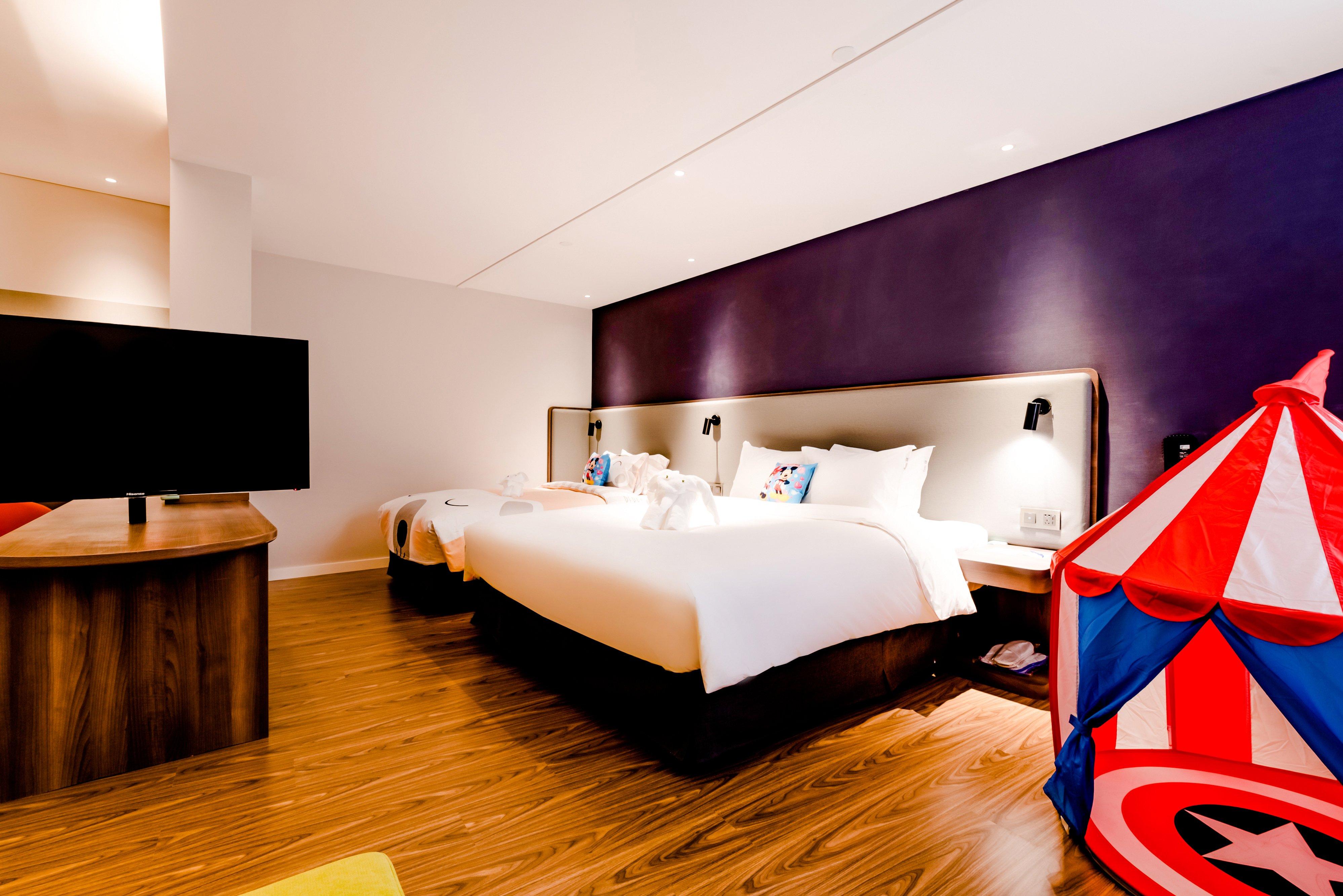 Kids Theme, Standard, 1 King and 1 Single Beds
