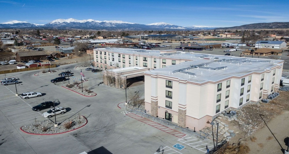 Hampton Inn & Suites Salida 43/43