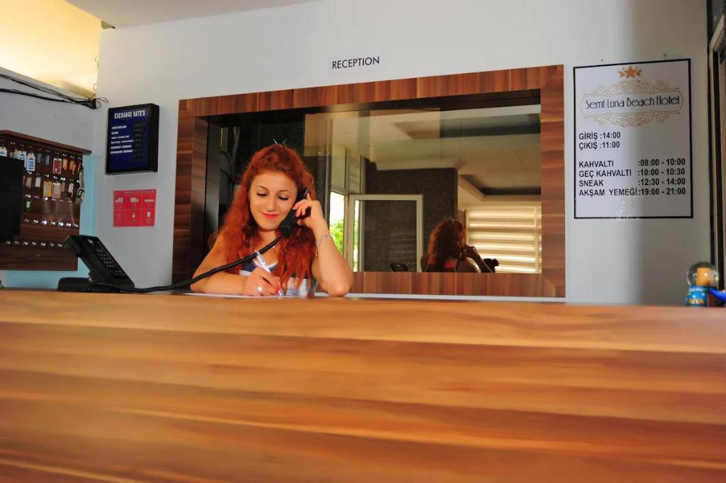 Semt Luna Beach Hotel 8/45