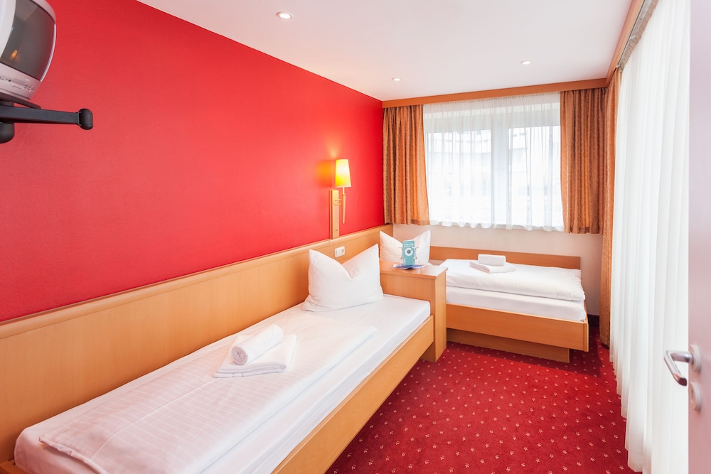 Centro Hotel Mondial Munchen Trademark Collection by Wyndham 5/50