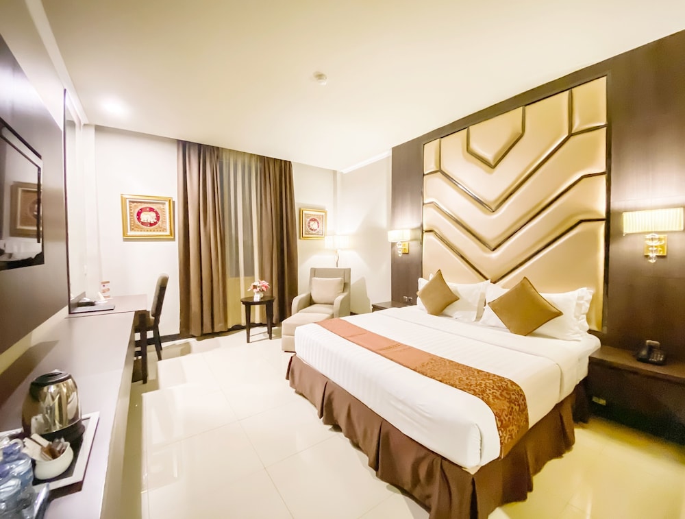 Grand Paragon 9/55