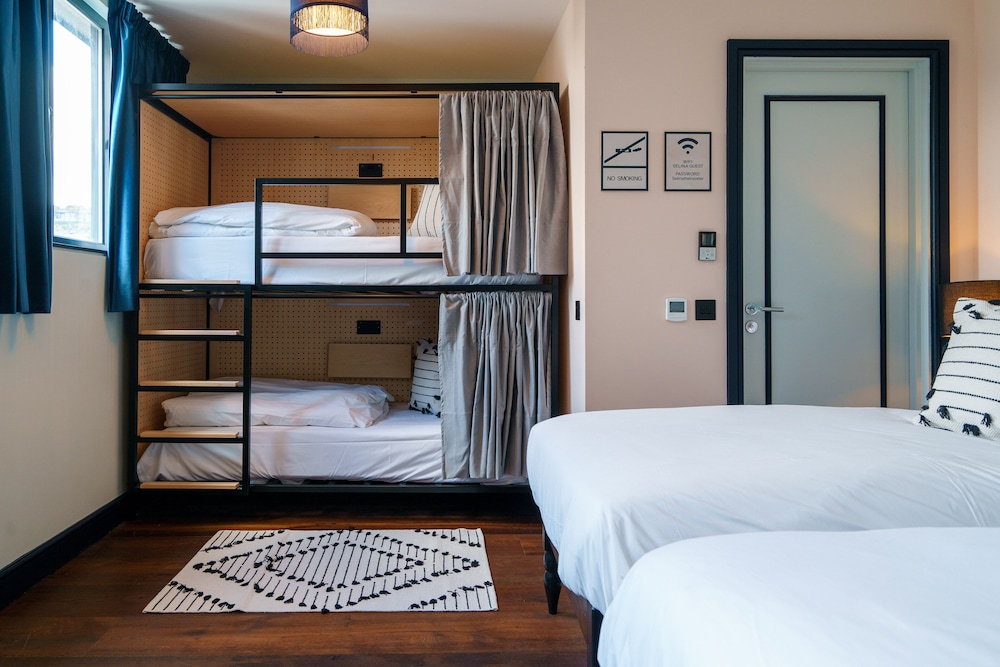 The Camden Town Hotel 12/46