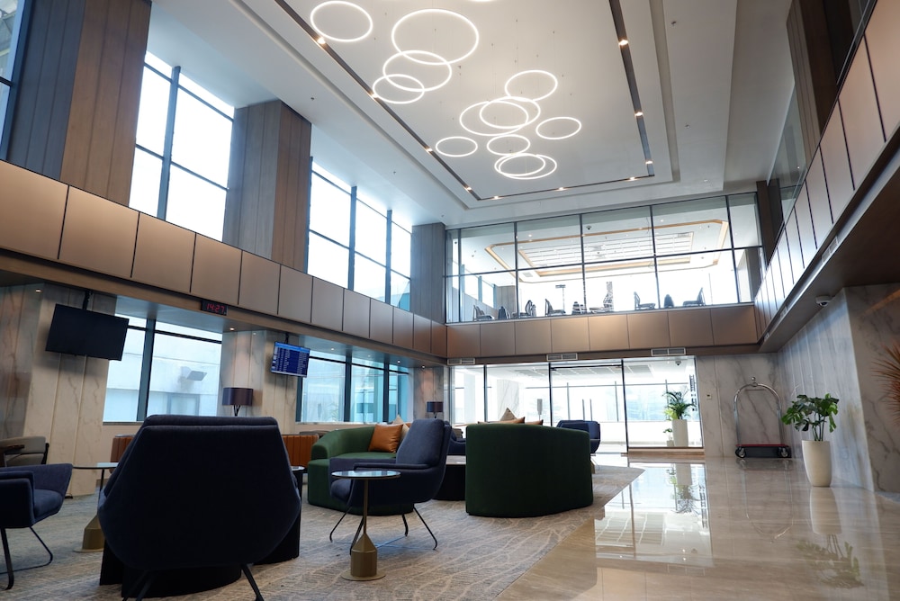 Grand Anara Airport Hotel 31/50