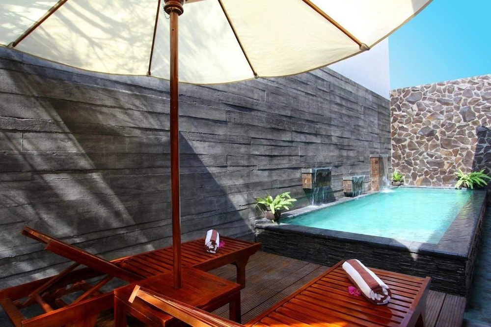Bracha Villas 8/46