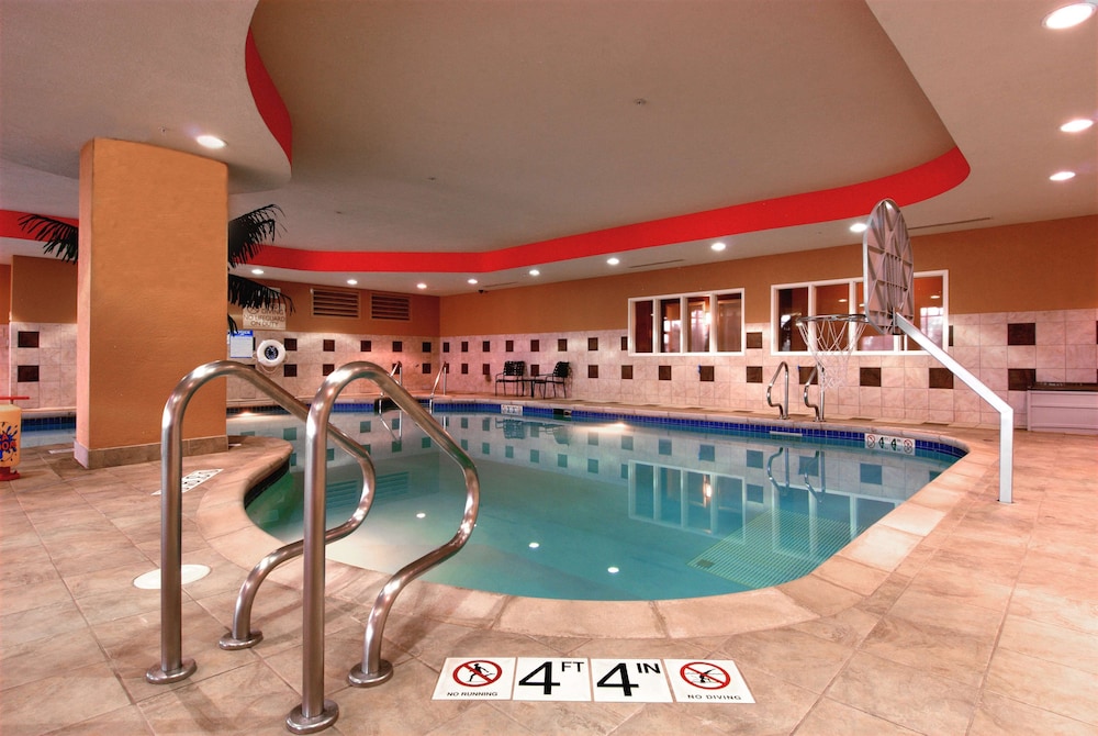 Hilton Garden Inn Rockford 27/64
