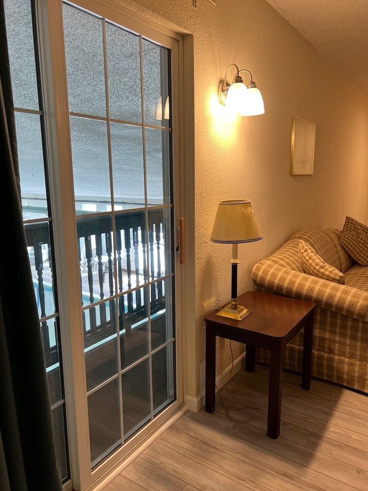 Voyager Inn 23/31