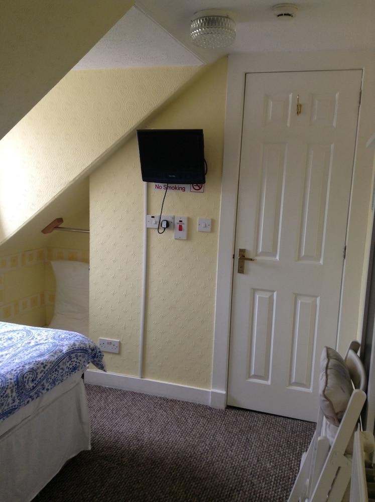 Talisker Guest House 43/44